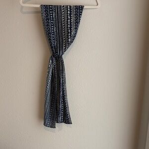 Elegant Blue and White Patterned Scarf